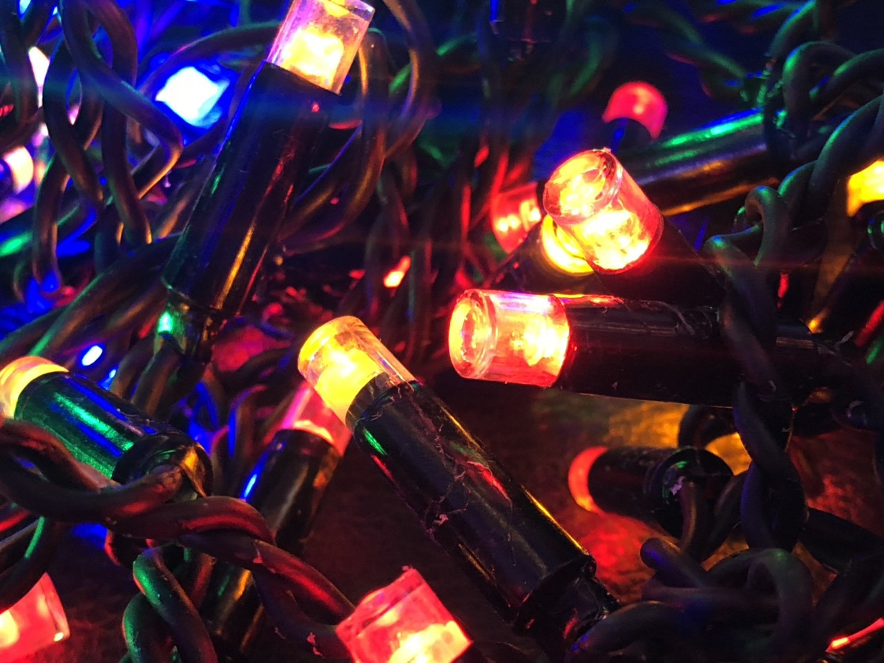 2088145361_girlyanda-nitka-vulichna-string Гірлянда-нитка Вулична String light 100 LED BX 10 м. кольорова