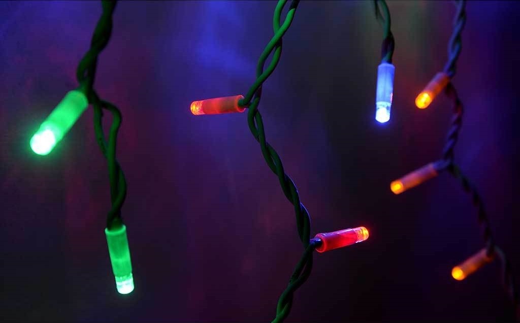 Бахрома c вспышками мерцанием 5 м на 0,7 м 160 LED Разноцветная — изображение 3